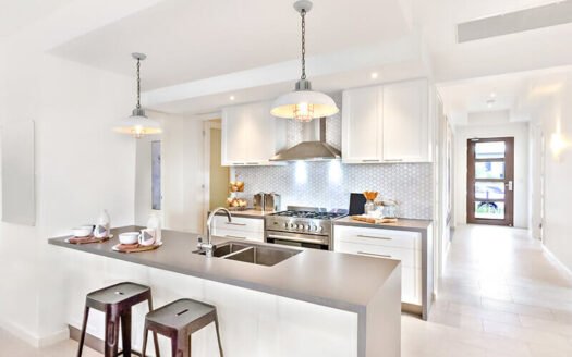 Modern Penthouse Apartment